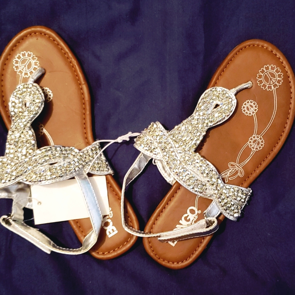 BONGO Girls Silver Beaded Sandals! Size 2